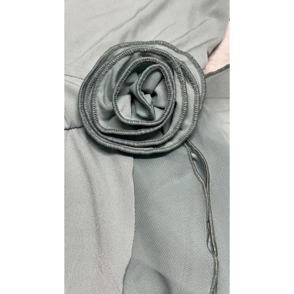 Ardene Sage Green Ruffle Wrap Dress Rosette Detail V-Neck Junior‎ size Large NEW